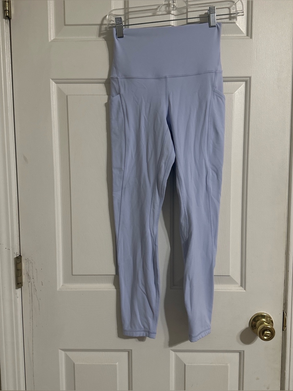 Lululemon Light Blue Align leggings.LIKE NEW. SZ4